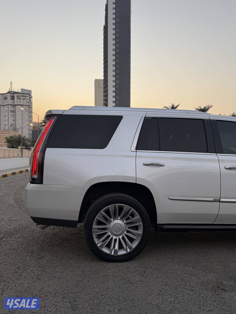 🔺كاديلاك اسكاليد بلاتينيوم 2016 الدرجه الاولي 🔺7