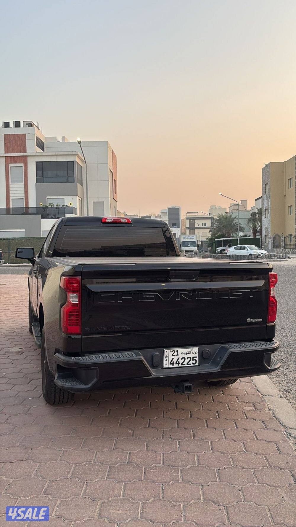 للبيع سلفرادو Ls 2022 بلاك ادشن1