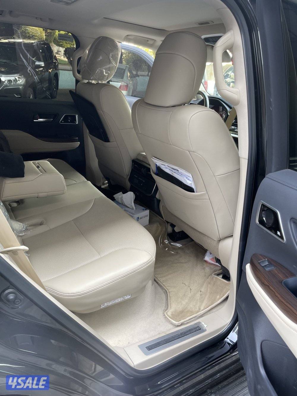 للبيع تويوتا لاند كروز  GX.R Aero  2024 نظيف جدا2