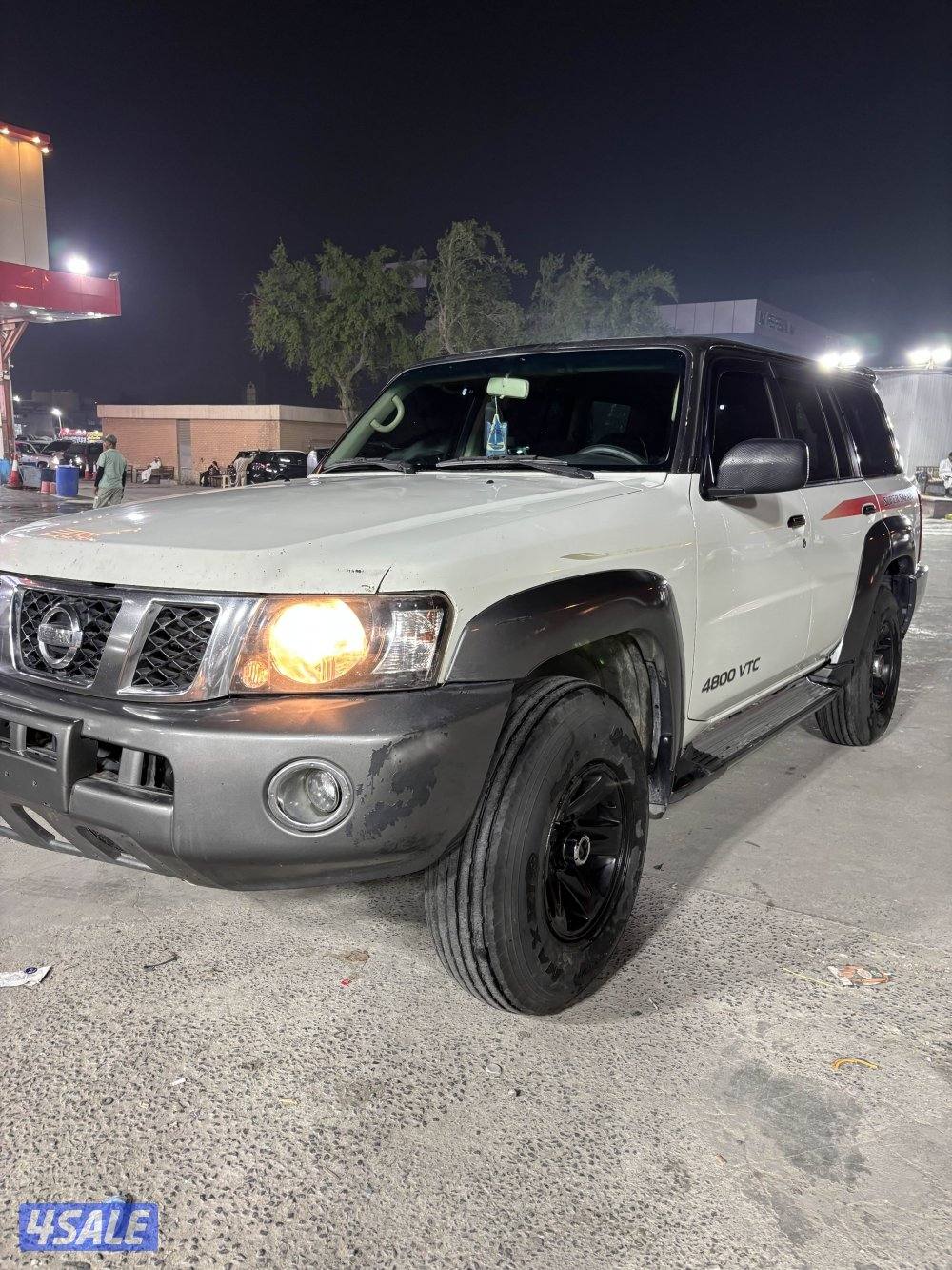 سفاري ٢٠٠٩ قير عادي اساس0