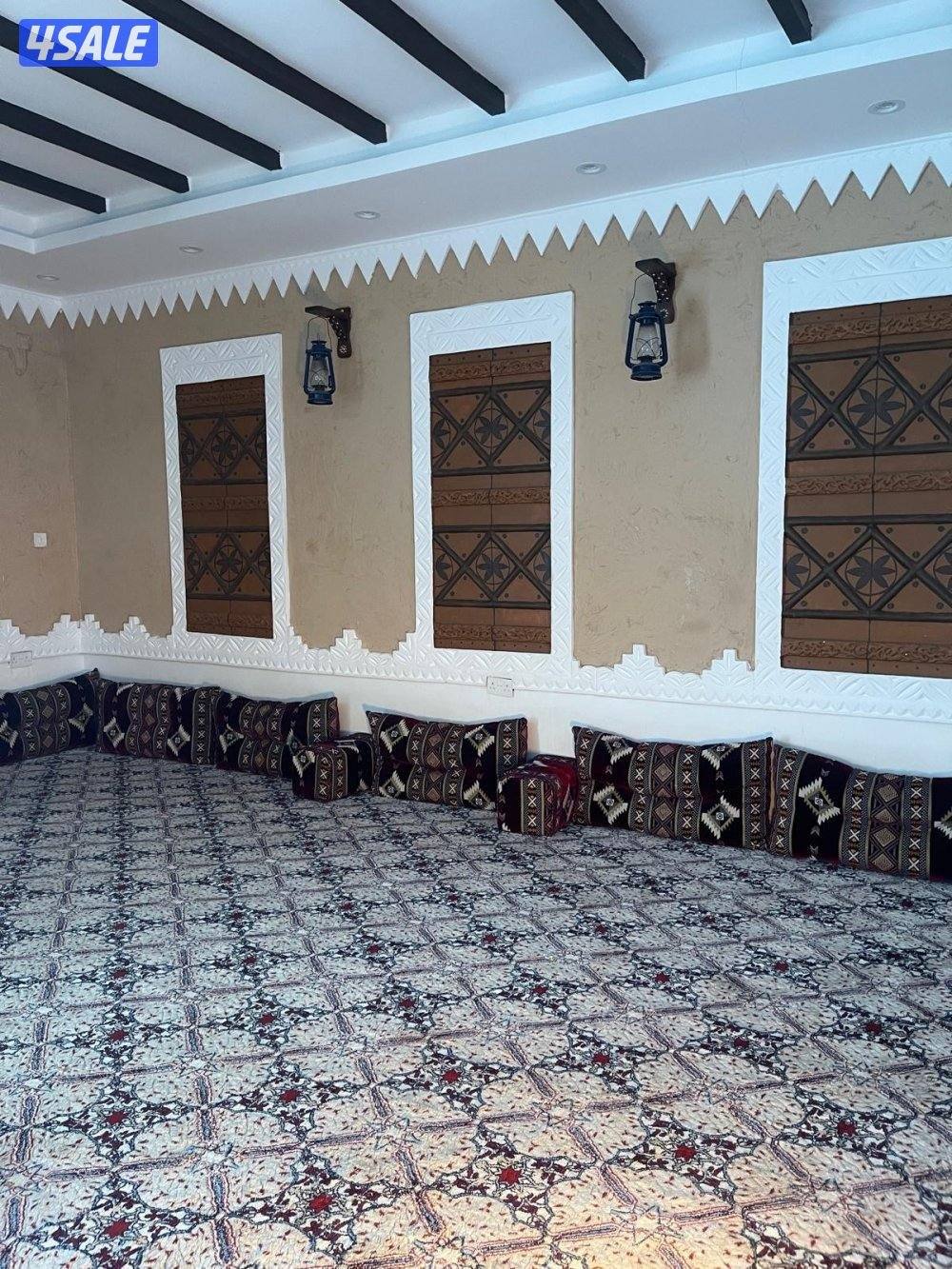 العبدلي قطّعه ٦  ( ٧ غرف  ٣ حمامات  للتواصل وتس اب اجار يومي فقط )2