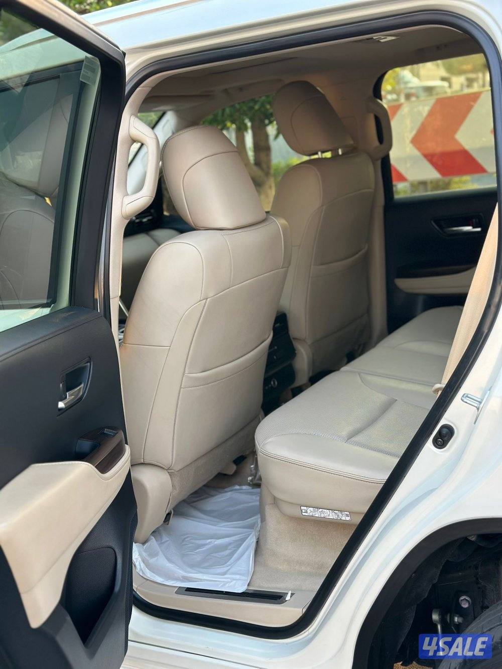 ايرو اس كامل المواصفات2