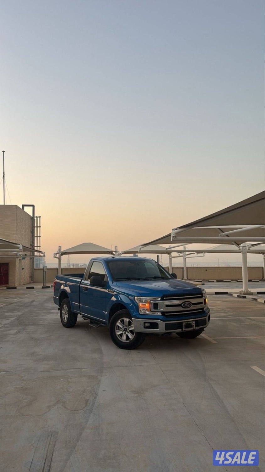 وانيت فورد0