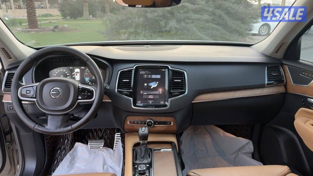 جيب فولفو XC907