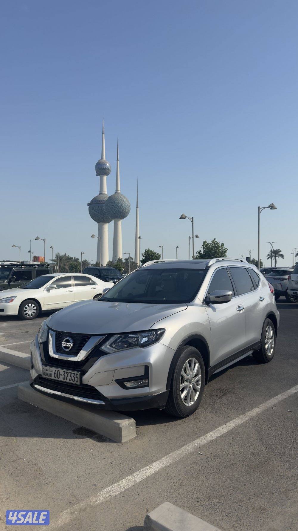 لون سلفر موديل ٢٠٢٠ نظيفه سيرفسها وكاله توايرجديده كشنات تلبيس حمايه0