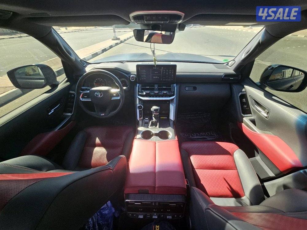 البيع لاند كروزر GR موديل 20249