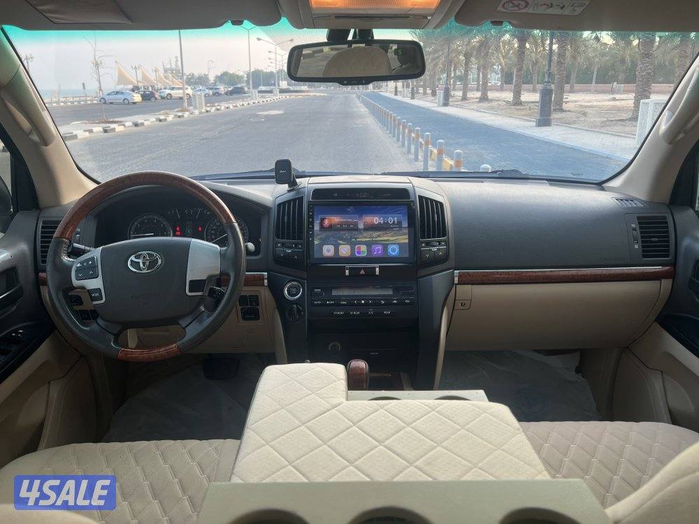 للبيع لاندكروزر GXR ٢٠١٣ بحالة جدا نظيفة9