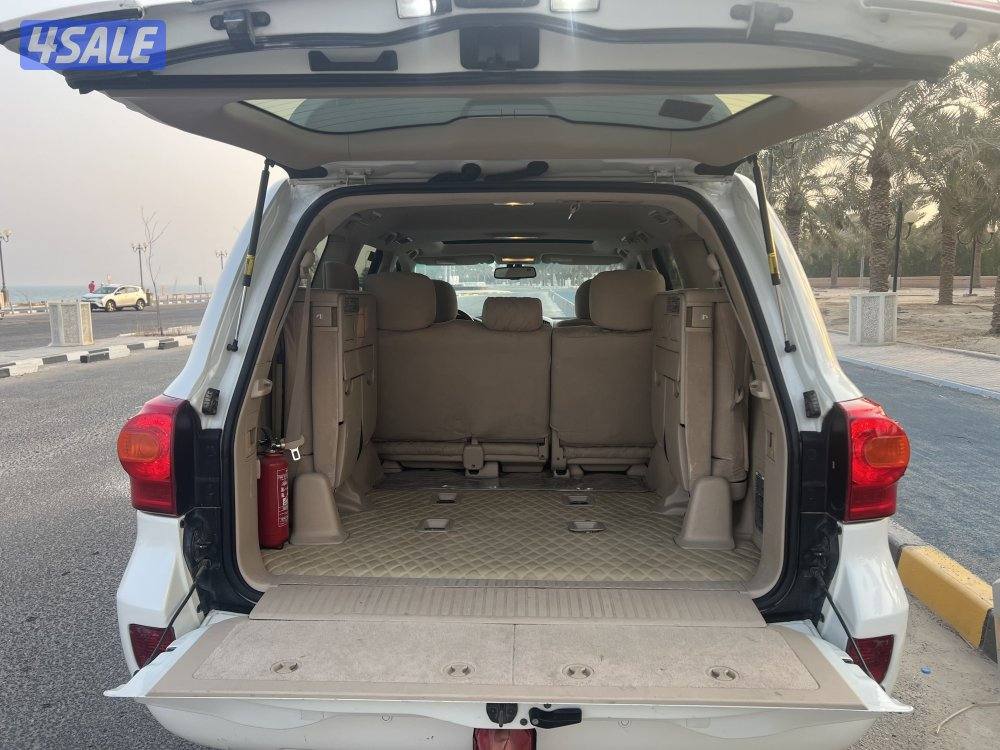 للبيع لاندكروزر GXR ٢٠١٣ بحالة جدا نظيفة13