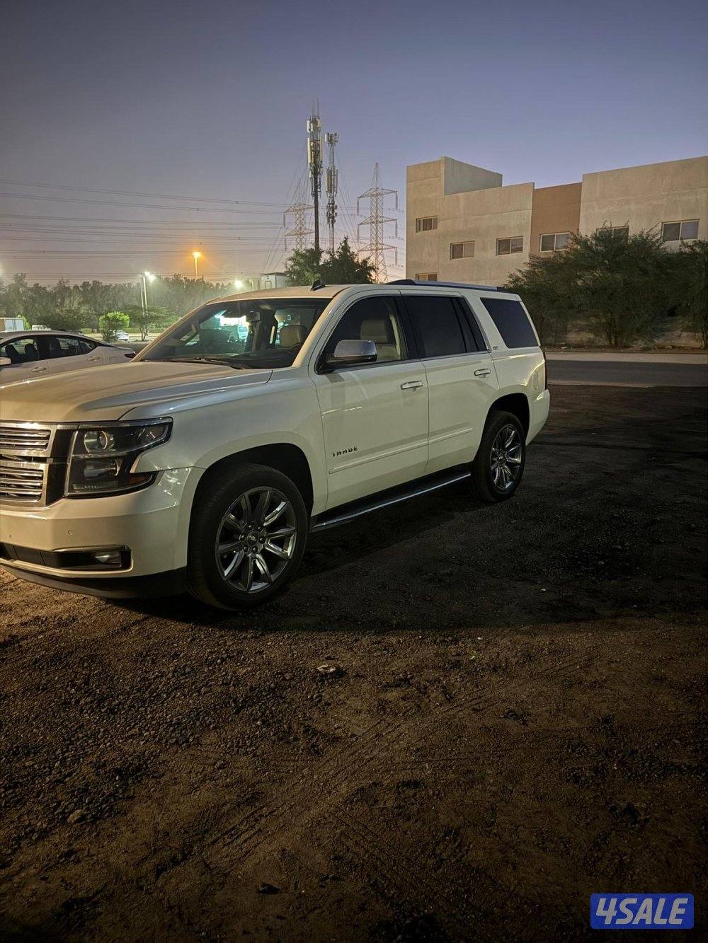 تاهو LTZ 2015 دبل كامل المواصفات0