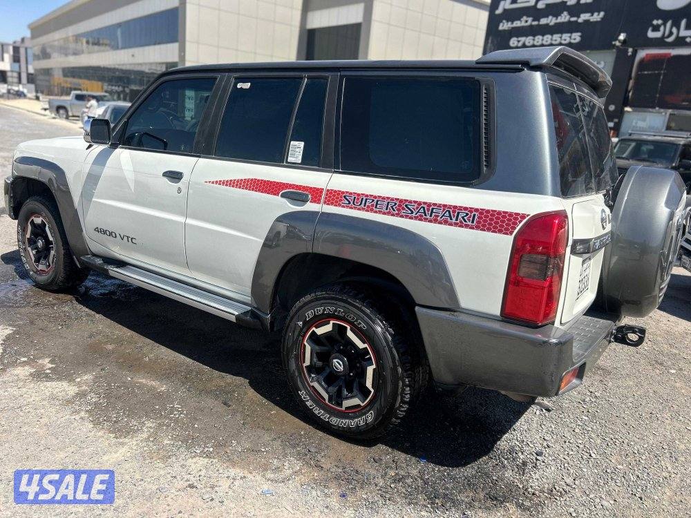 نيسان باترول سفارى موديل 20113