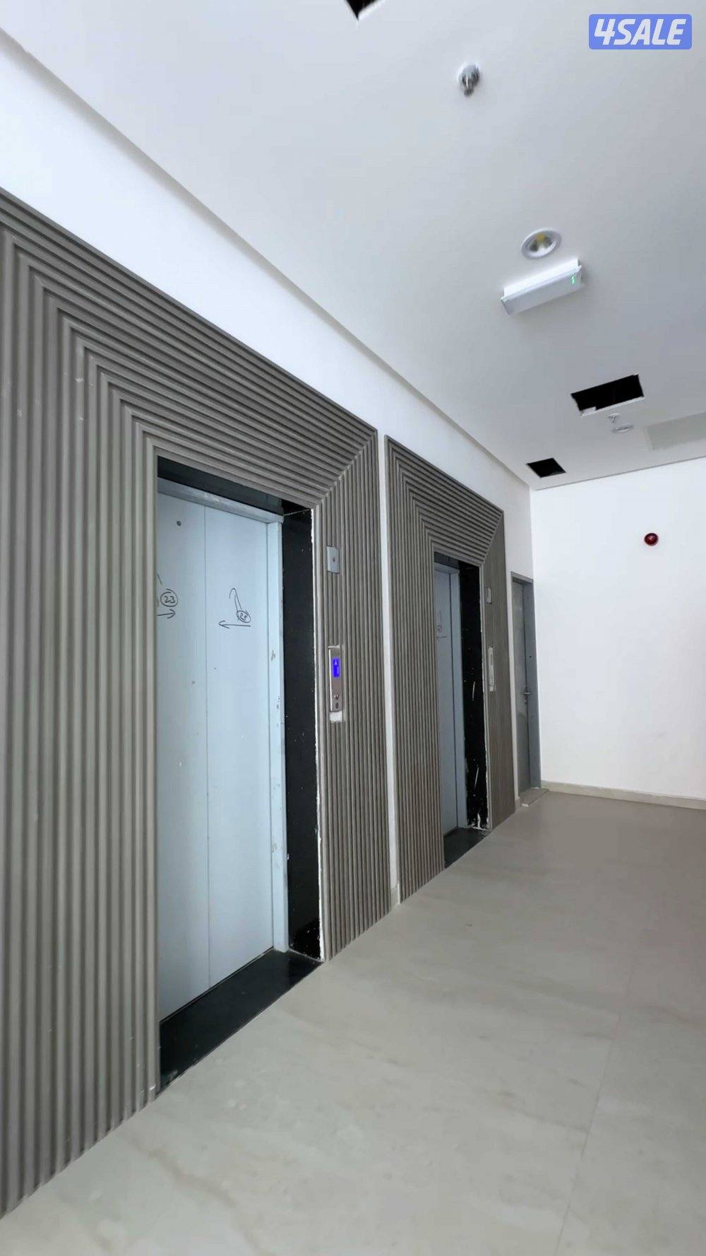 للأيجار شقق سكنية وتجارية في بنيد القار4