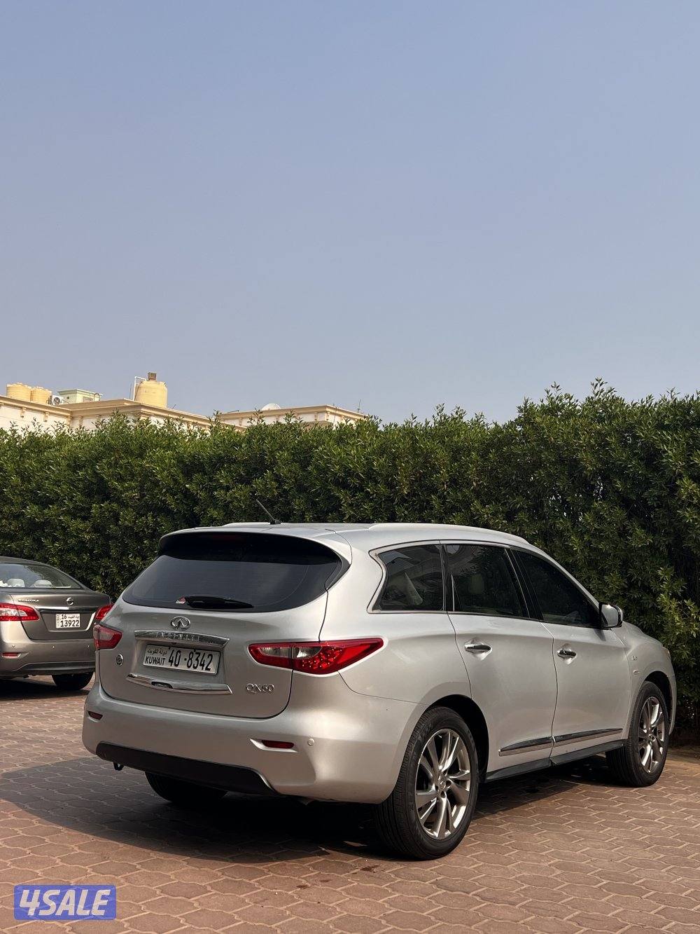 للبيع أنفنتني بحالة الوكالة QX6