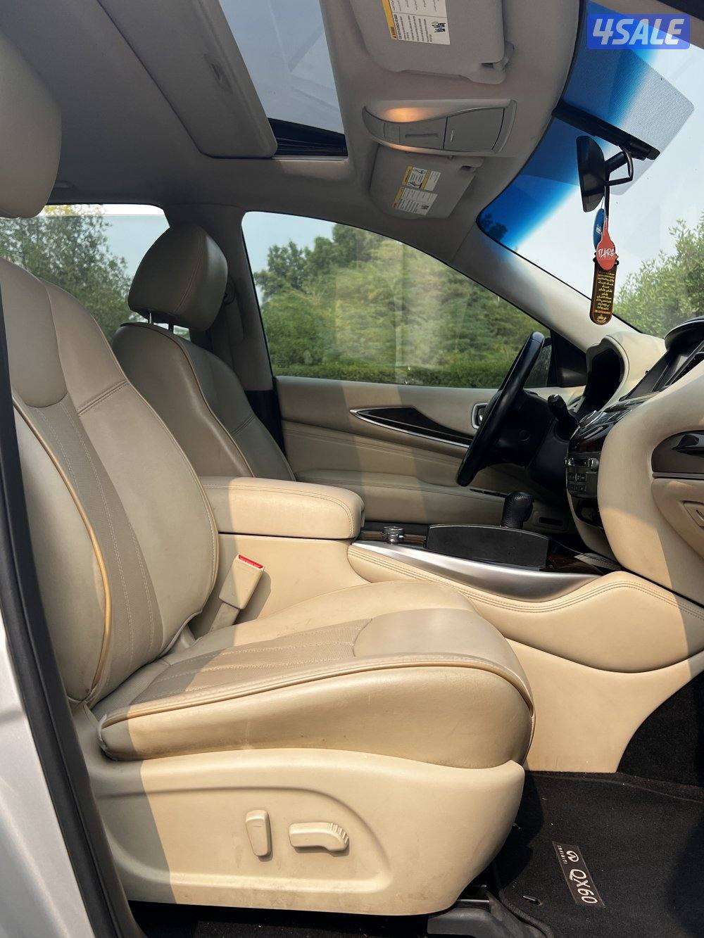 للبيع أنفنتني بحالة الوكالة QX8