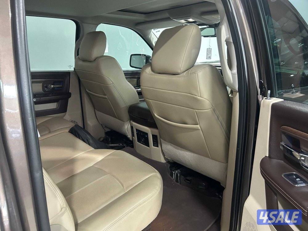 RAM 1500 Laramie Classic V8 17/875585