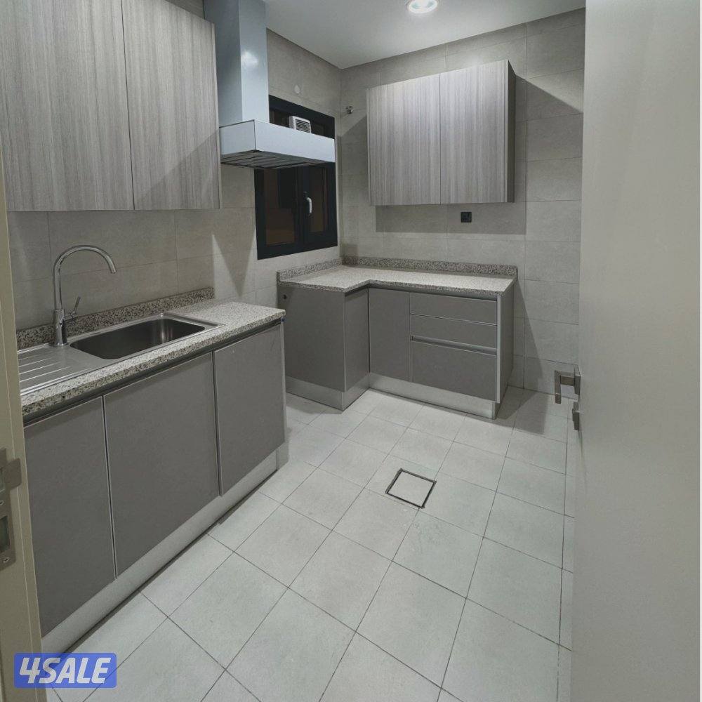 للبيع شقة سكنية مؤجرة4