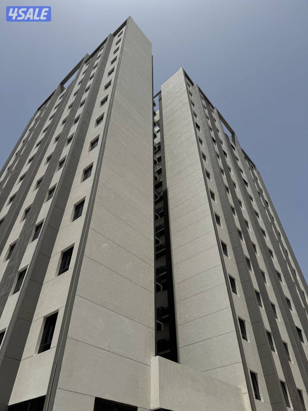 للبيع شقة سكنية مؤجرة15