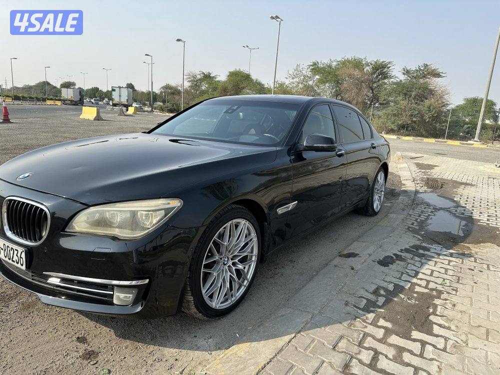 للبيع بي ام 750 Li 20133