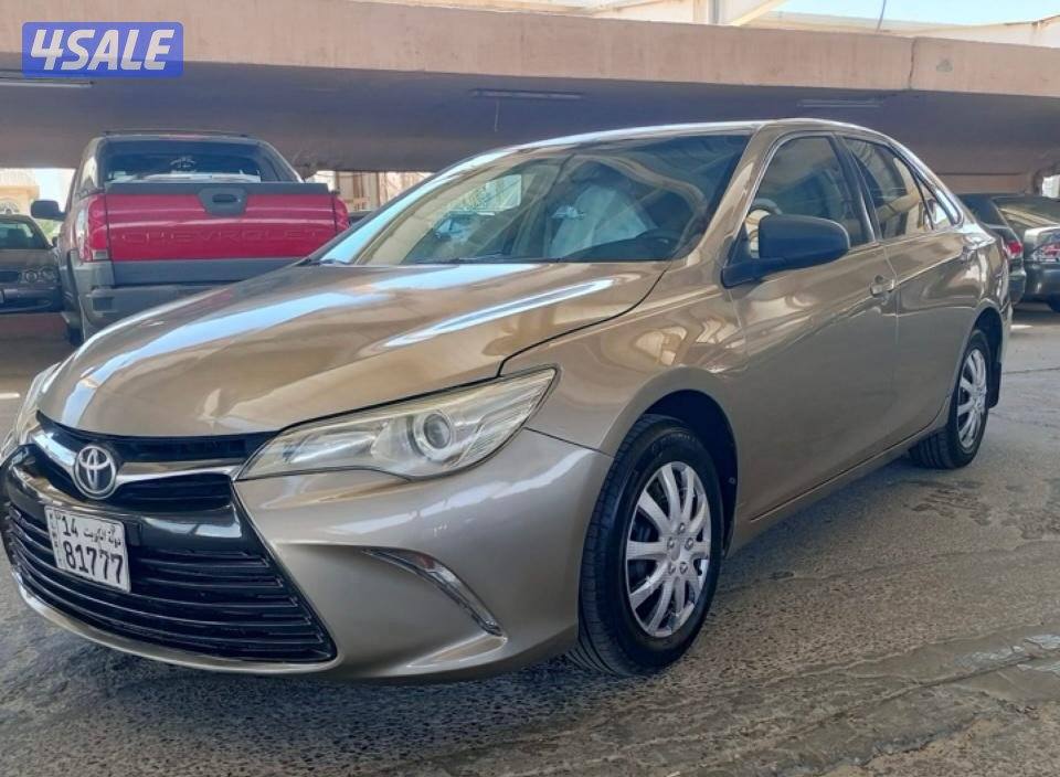 للبيع تويوتا كامري  مديل ٢٠١٦. شرط الفحص قير مكينه شاصي يوجد ٣ قطع2