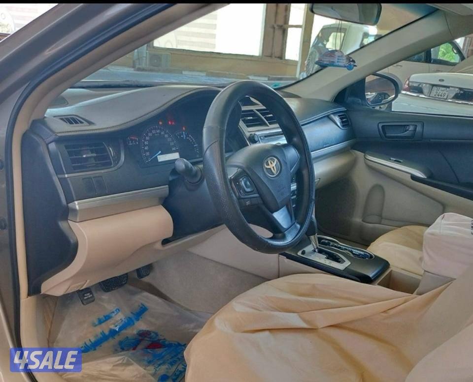 للبيع تويوتا كامري  مديل ٢٠١٦. شرط الفحص قير مكينه شاصي يوجد ٣ قطع4