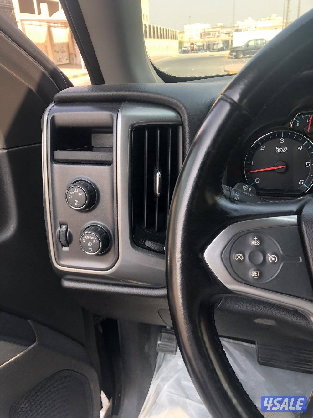 للبيع  شفر سلفيرادو موديل 2015 دبل جير  كاميرا ماشي255 ألف كيلو4