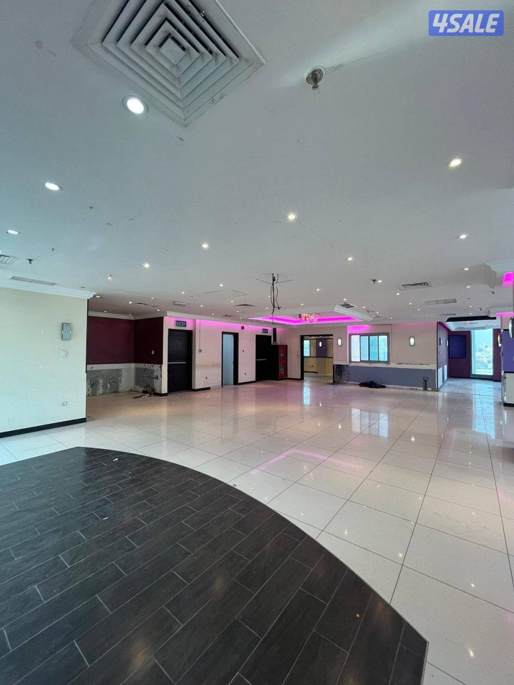 دور كامل تجاري إطلالة بحرية للإيجار في الفحيحيل .0