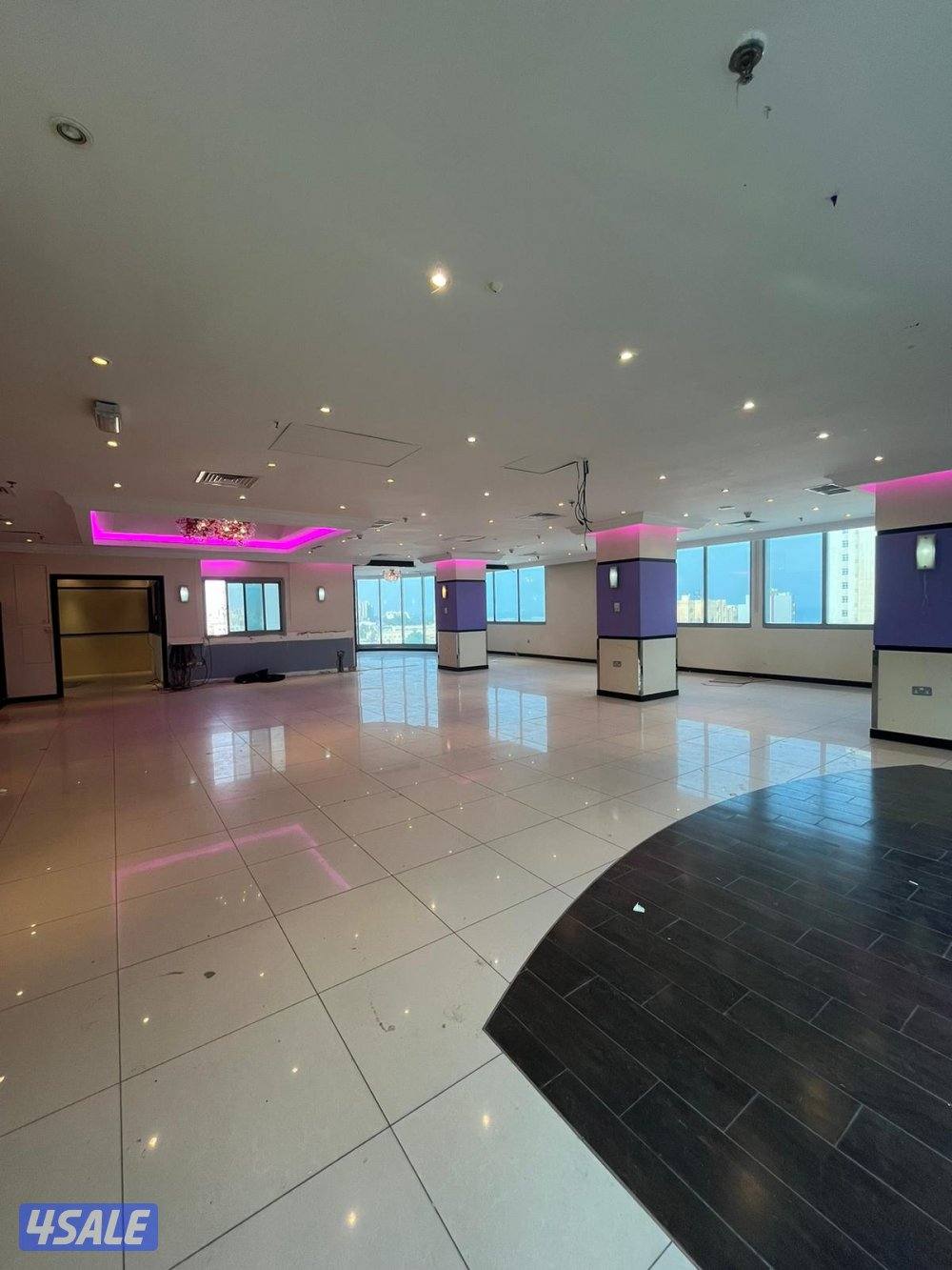 دور كامل تجاري إطلالة بحرية للإيجار في الفحيحيل .4