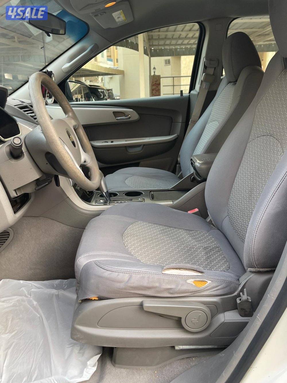 ترافيرس موديل 2012 / بحاله ممتازه4