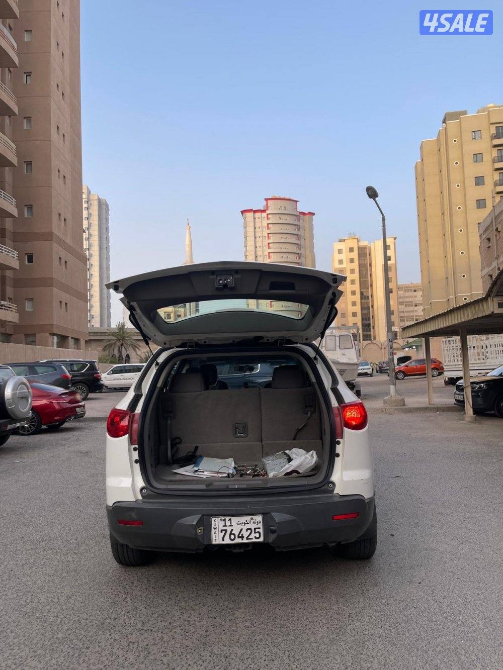 ترافيرس موديل 2012 / بحاله ممتازه8