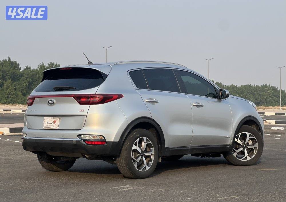 كيا سبورتاج موديل 2020 صبغ الوكاله / عداد 70 الف  / ماكينه 2000 سي سي4