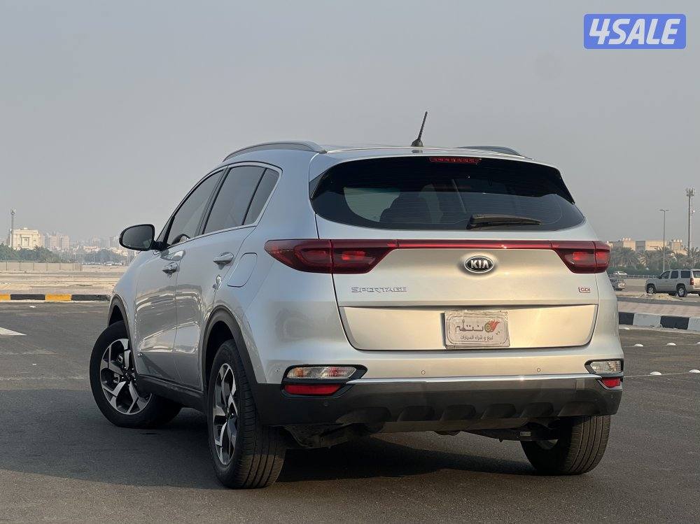 كيا سبورتاج موديل 2020 صبغ الوكاله / عداد 70 الف  / ماكينه 2000 سي سي5