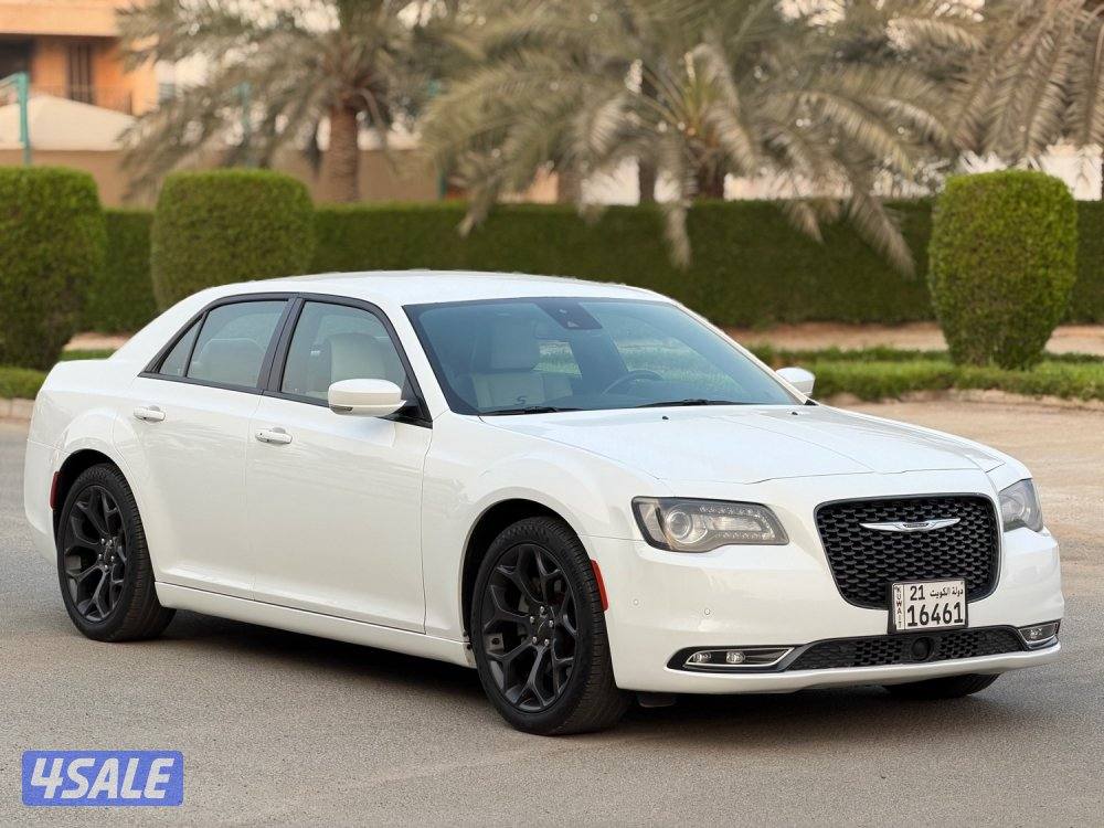 كرايزلر 300S - 2021 بحالة الوكالة1