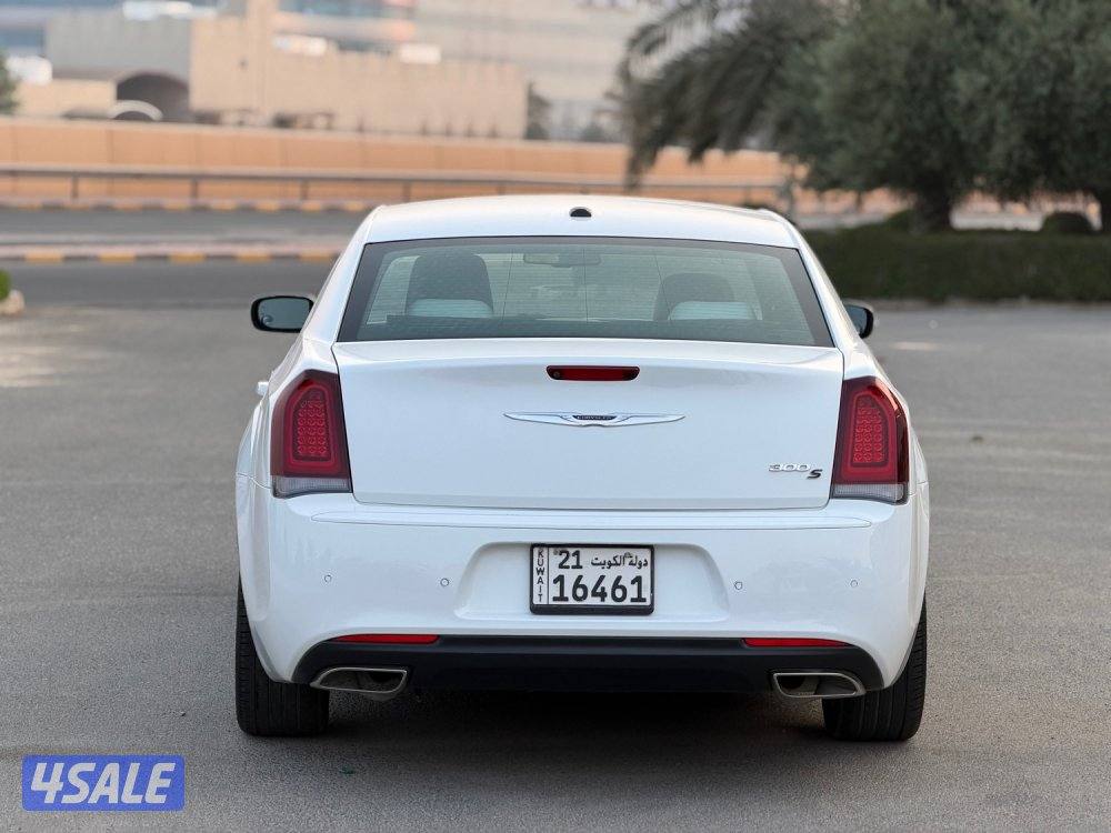 كرايزلر 300S - 2021 بحالة الوكالة5