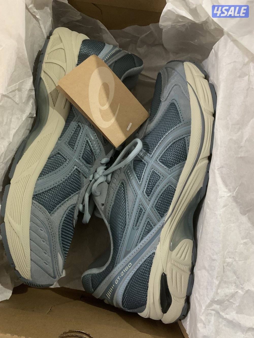 للبيع جوتي جديد ASICS0