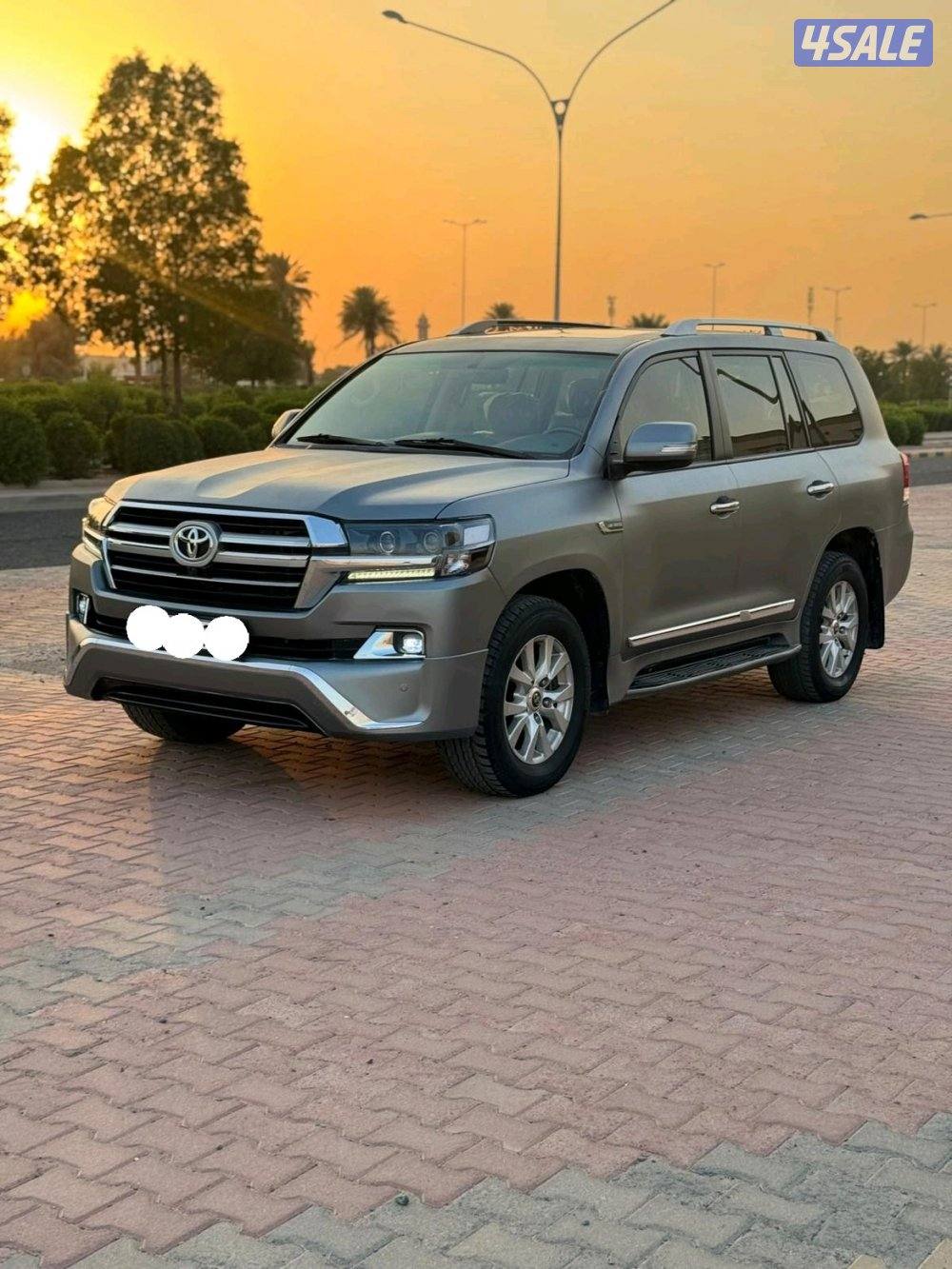 للبيع لاند كروزر وارد الساير 2016 G,XR الساير شرط الفحص2