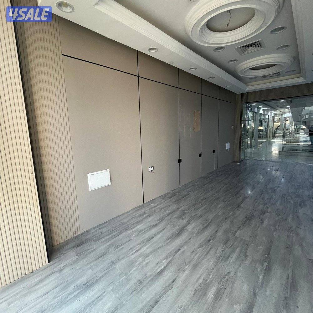 محل تجاري مع فترة سماح للإيجار في الفحيحيل .0