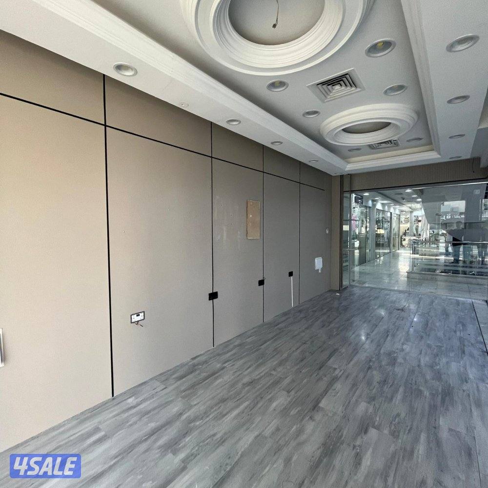 محل تجاري مع فترة سماح للإيجار في الفحيحيل .1