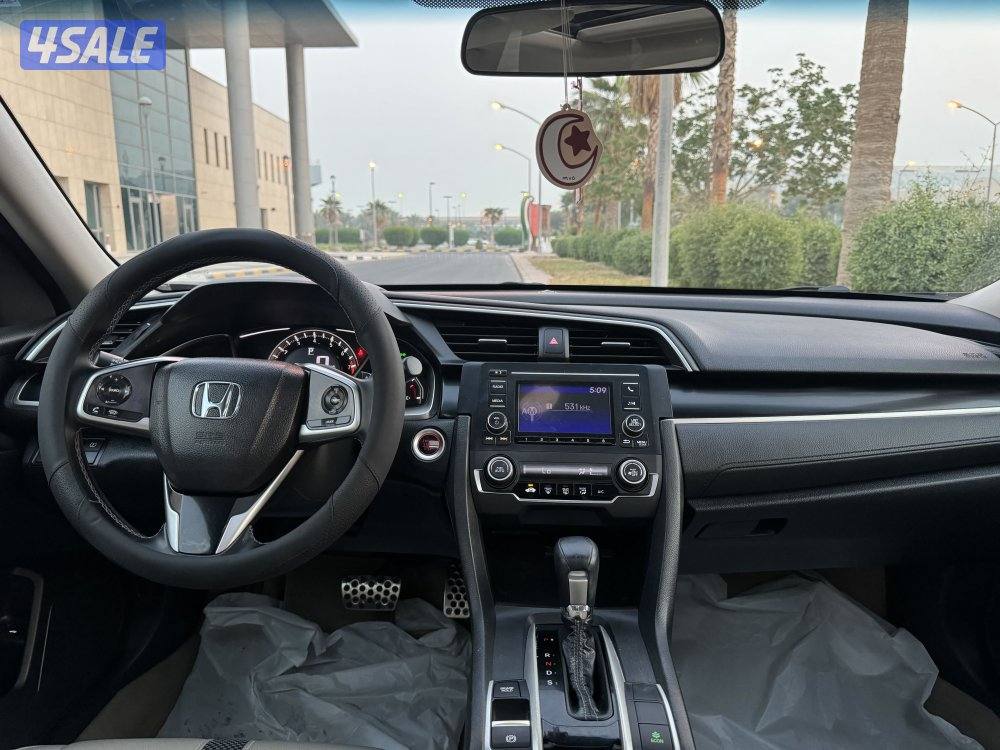 هوندا سيفيك 1.6 موديل 2020 كامل المواصفات8