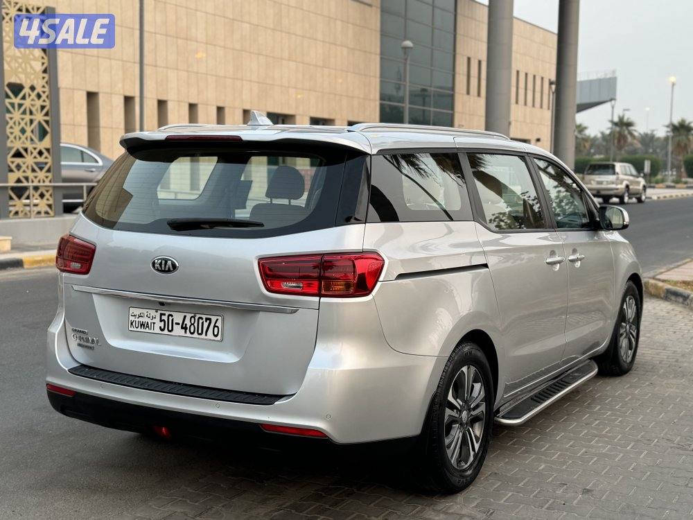 كيا كرنفال موديل 2019 بحاله الوكاله شرط الفحص3