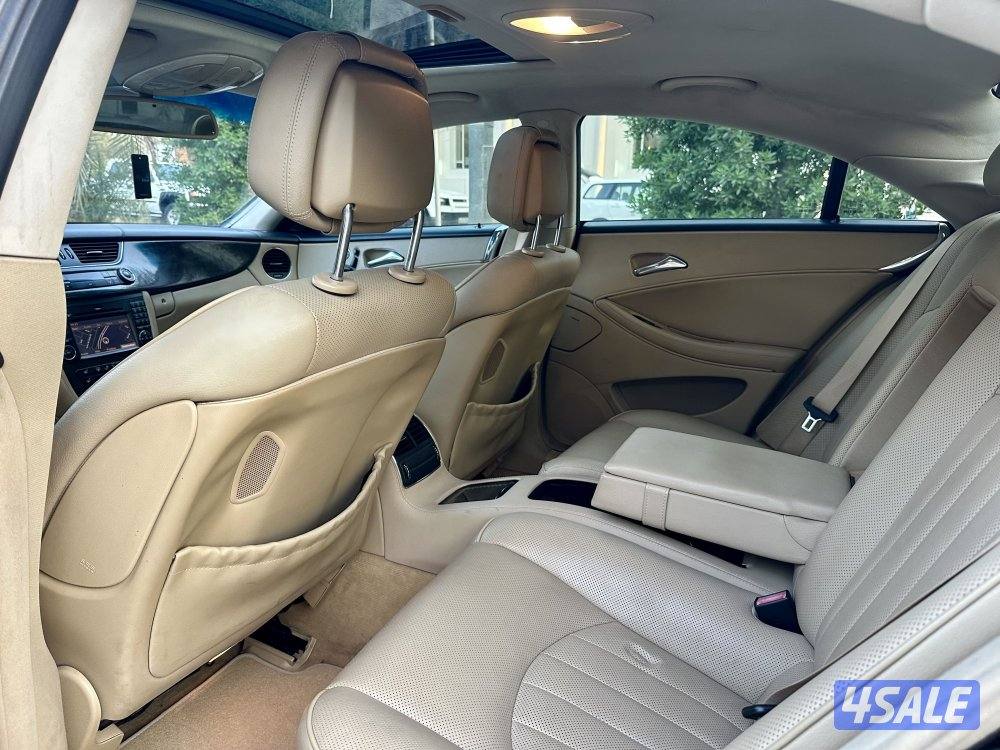 مرسيدس CLS 350 سيرفسات منتضم بحالة ممتازه جداً12