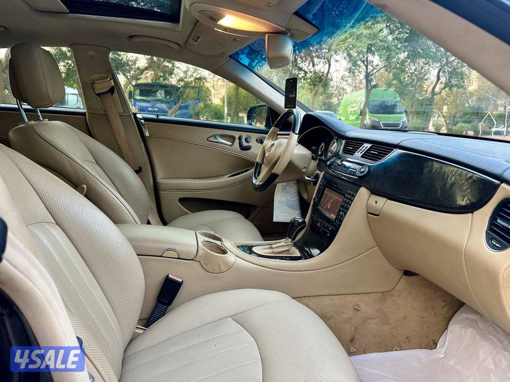 مرسيدس CLS 350 سيرفسات منتضم بحالة ممتازه جداً13