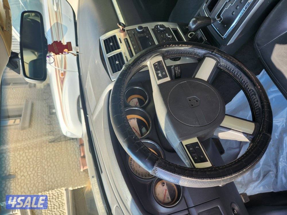 للبيع تشارجر ٢٠١٠4