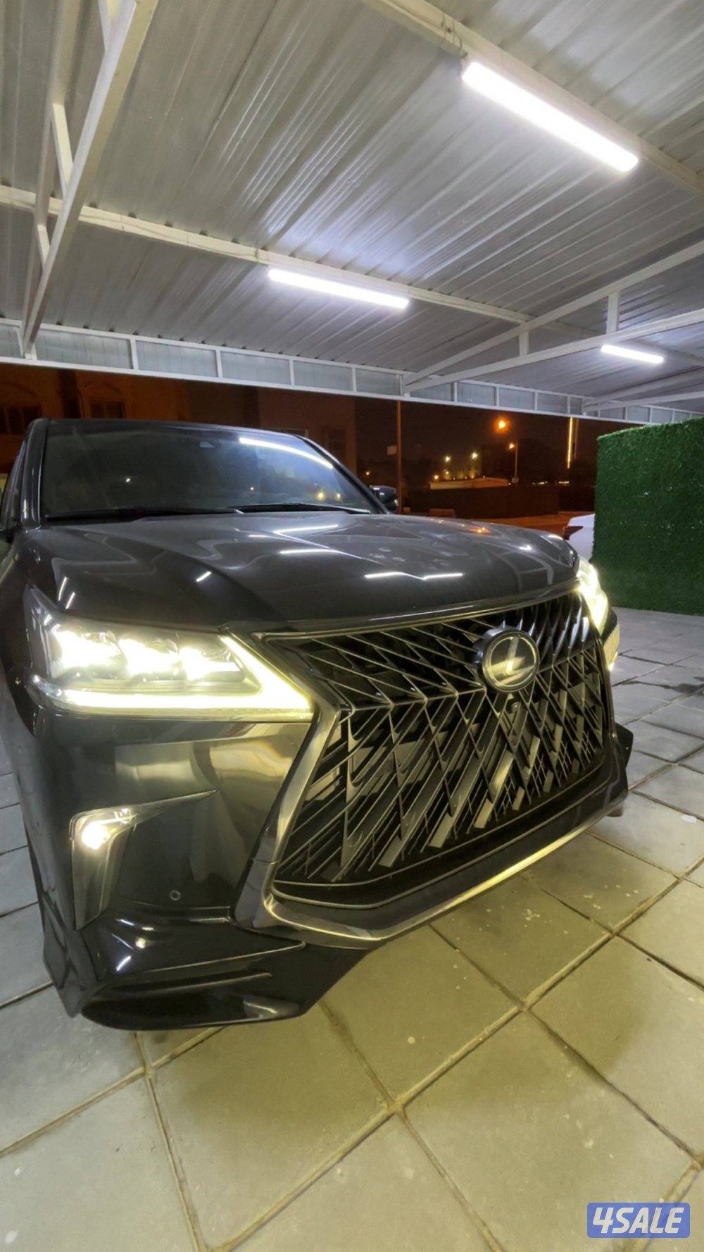 جيب لكزس 2019 بلاك ايدشن وارد قطر فاتح له ملف بساير ماشي 150 الف5