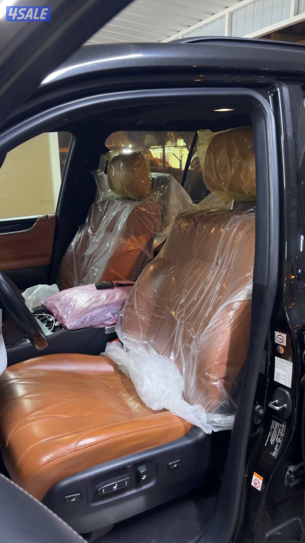 جيب لكزس 2019 بلاك ايدشن وارد قطر فاتح له ملف بساير ماشي 150 الف8