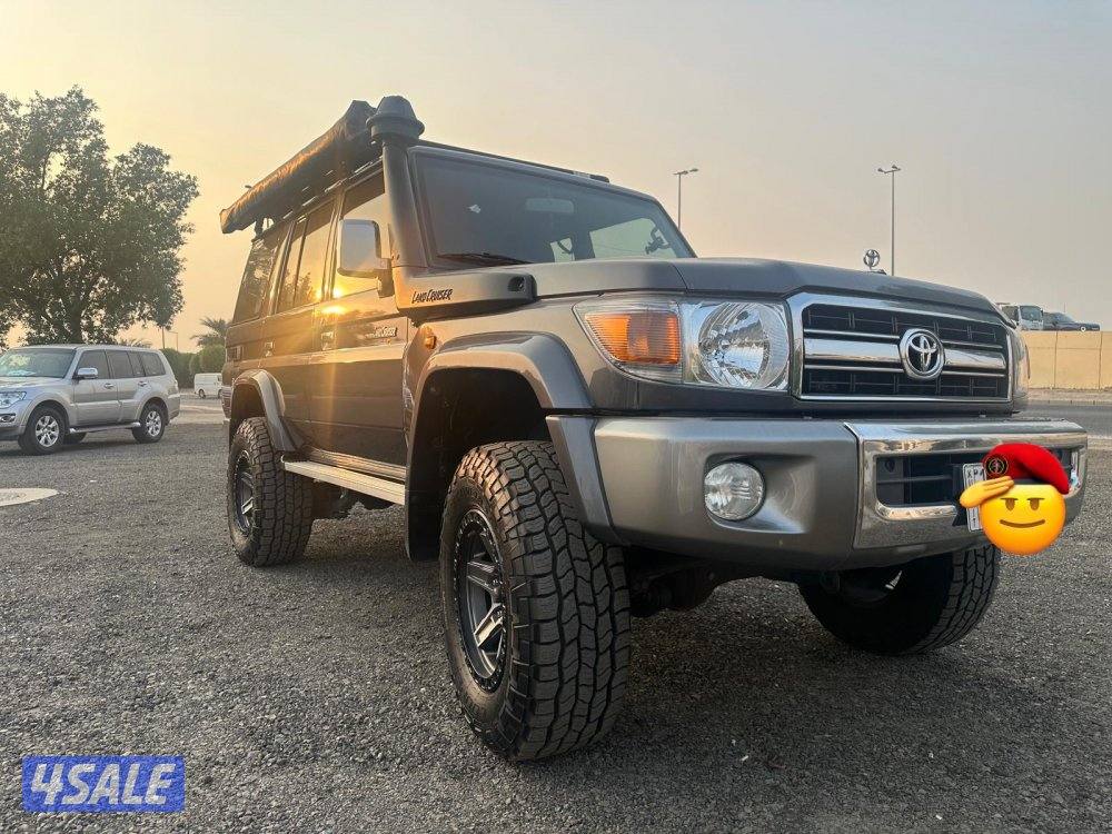 للبيع شاص نص موديل 2021 قير عادي ماشي 105 كل شغله في الوكاله1