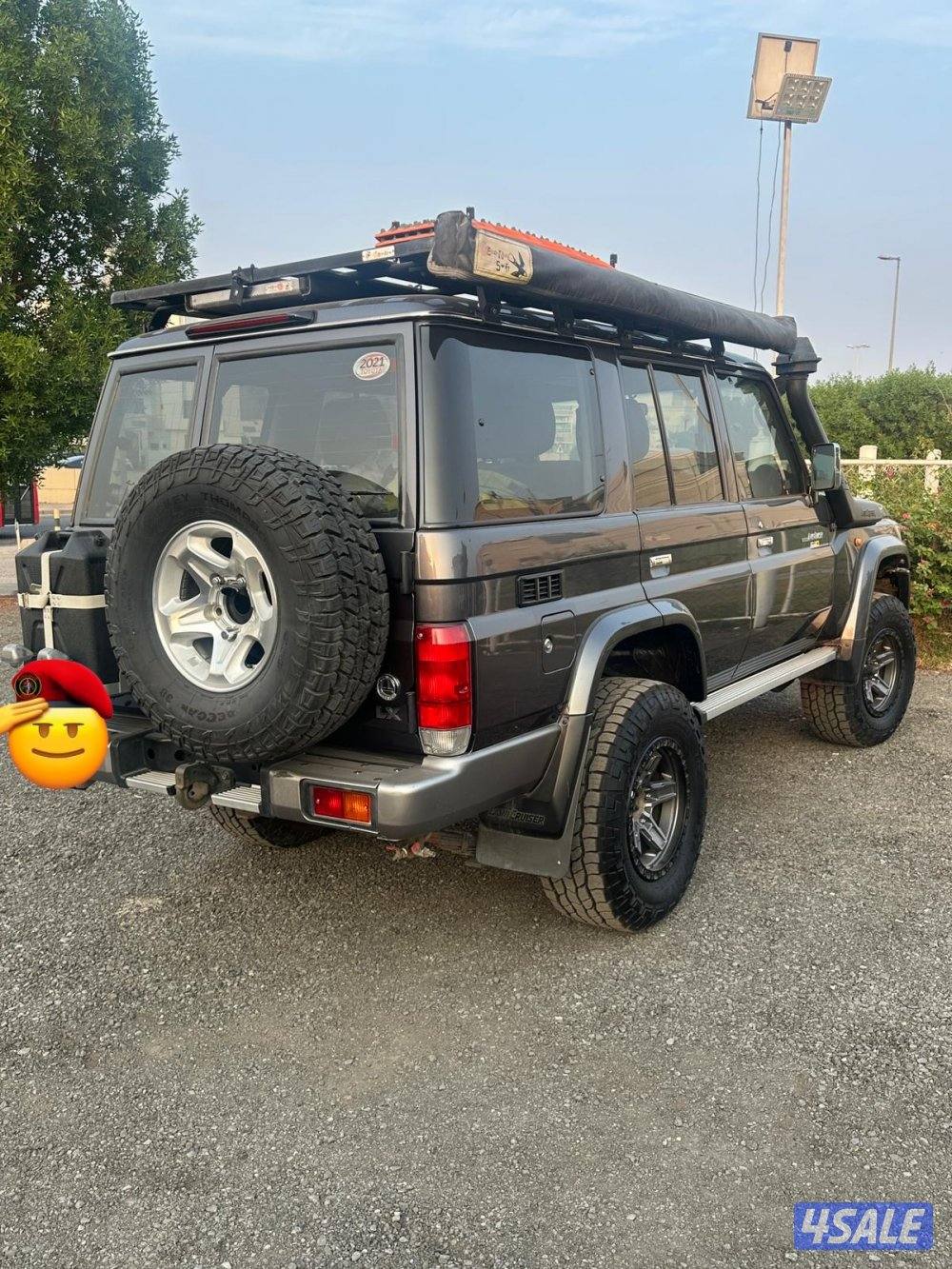 للبيع شاص نص موديل 2021 قير عادي ماشي 105 كل شغله في الوكاله4