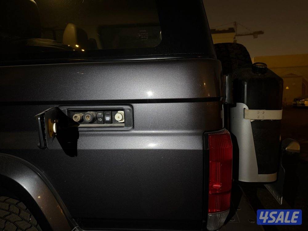 للبيع شاص نص موديل 2021 قير عادي ماشي 105 كل شغله في الوكاله11