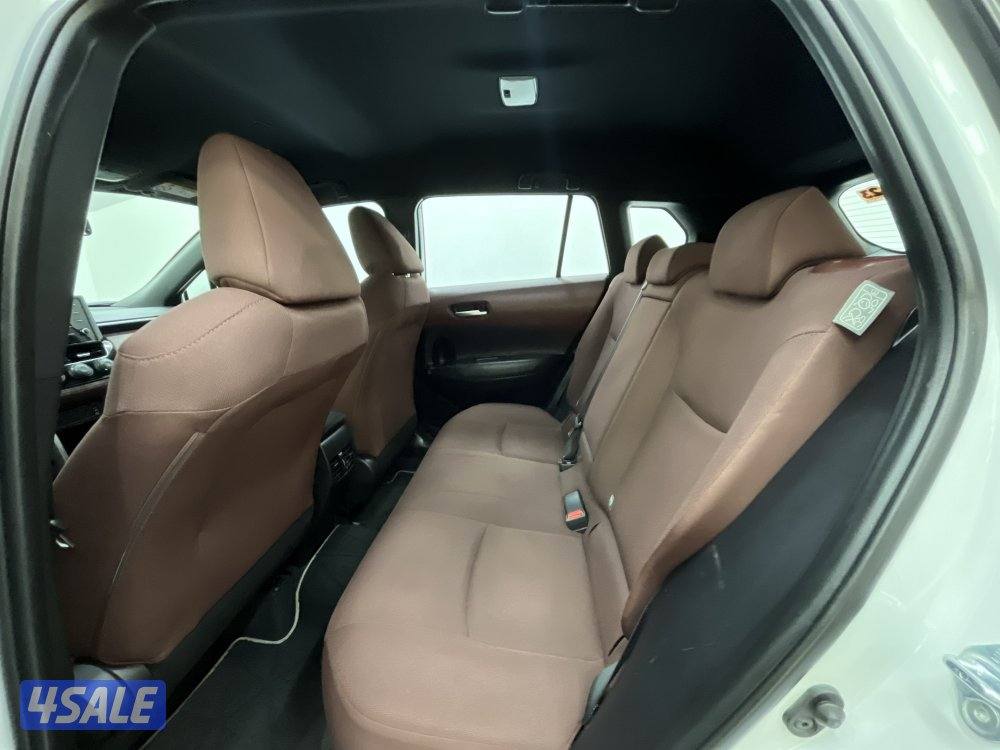 TOYOTA COROLLA 23CSUV-PL_U3