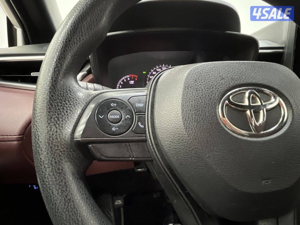 TOYOTA COROLLA 23CSUV-PL_U6