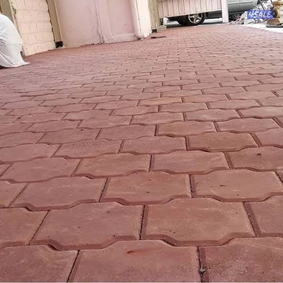 معلم بلاط متداخل وتنسيق حدائق3