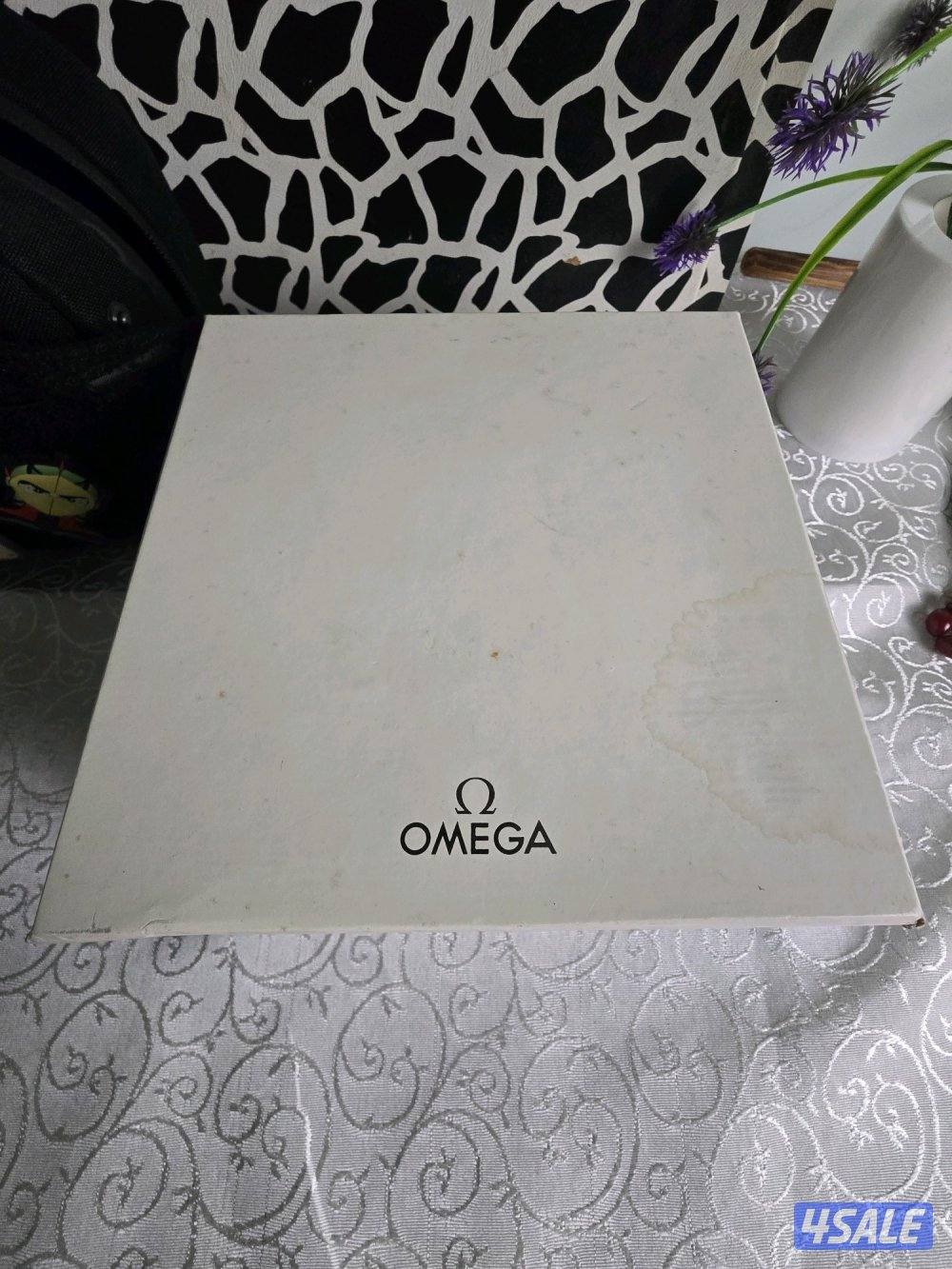 Box Omega أصلي0